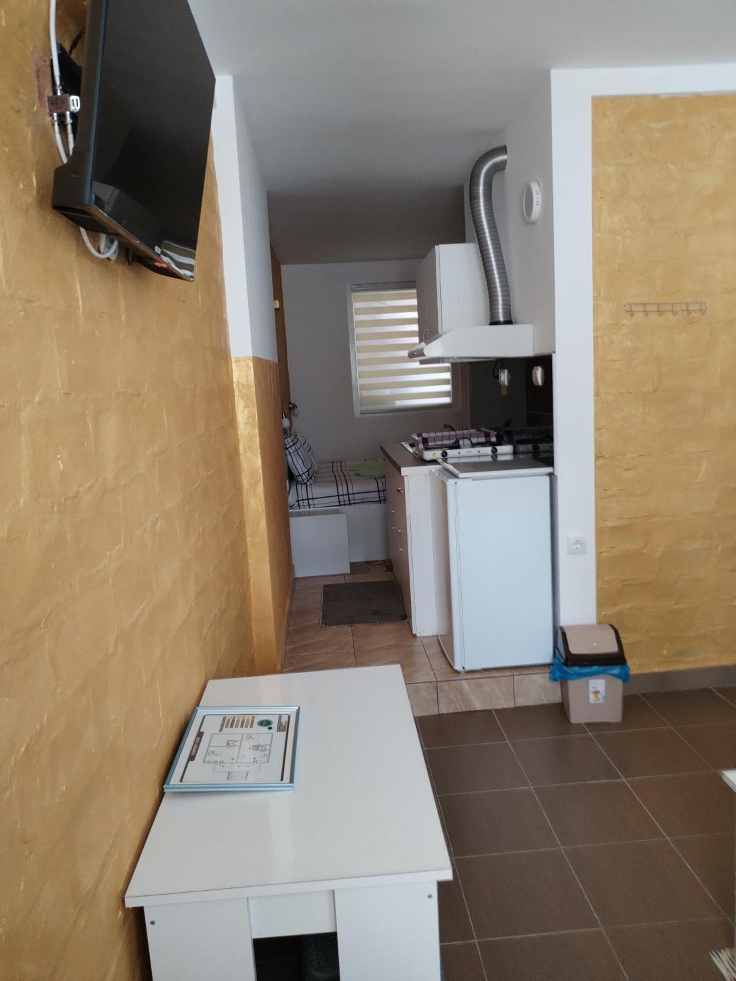 Bankers Guest House Veliko Gradiste Bilik gambar
